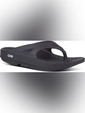 OOFOS Black Recovery Slip-On flip flops